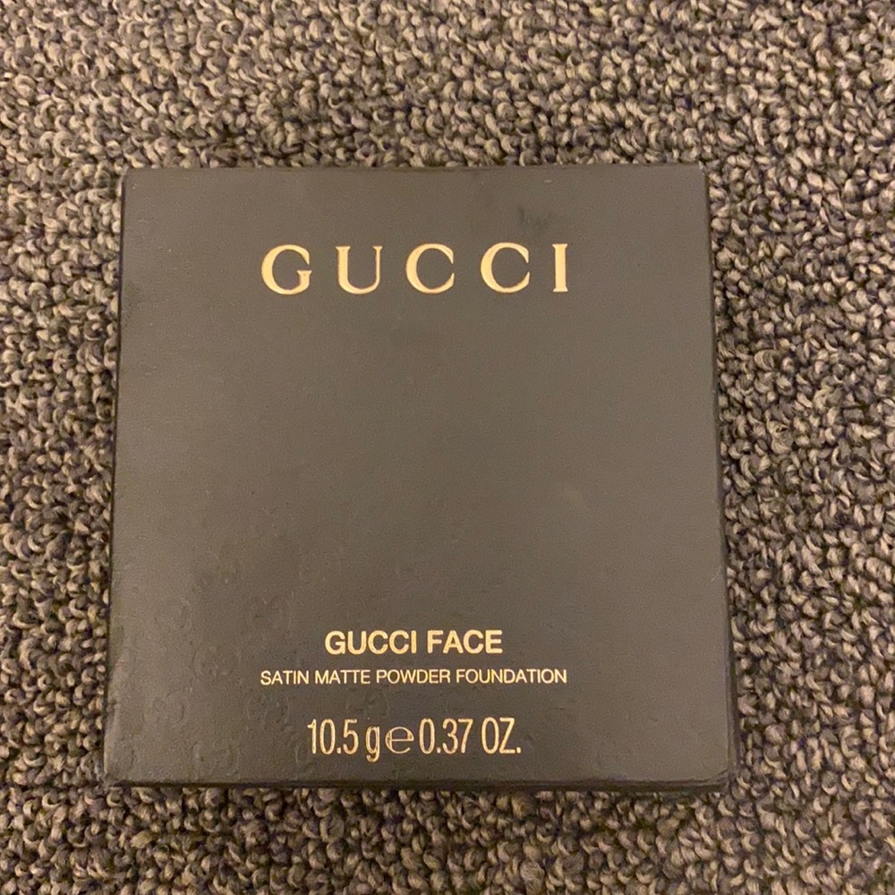 Gucci Powder 150